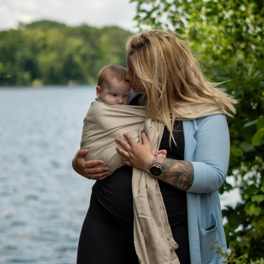 Ring Sling Babytrage – ergonomisch ab Geburt, ideal als Hüfttrage - Beige