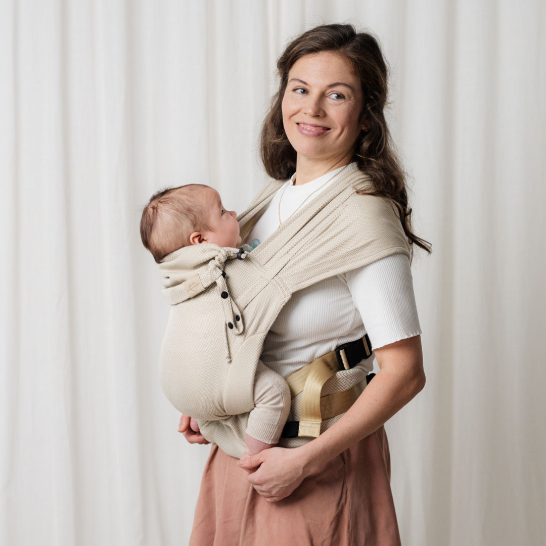 Click.it Babytrage ab Geburt – ergonomische FullBuckle Trage für Neugeborene und das komplette erste Lebensjahr - beige