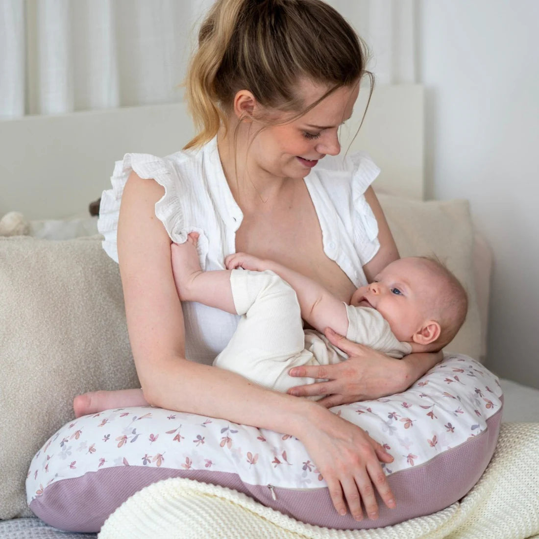 Stillkissen für Schwangerschaft & Stillzeit – ergonomische Unterstützung für Rücken & Nacken - rosa