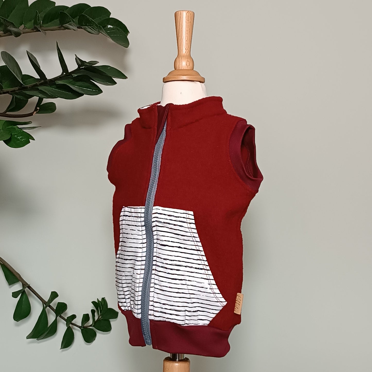 Wollwalk Weste 'Maxi' "Berry" 110/116