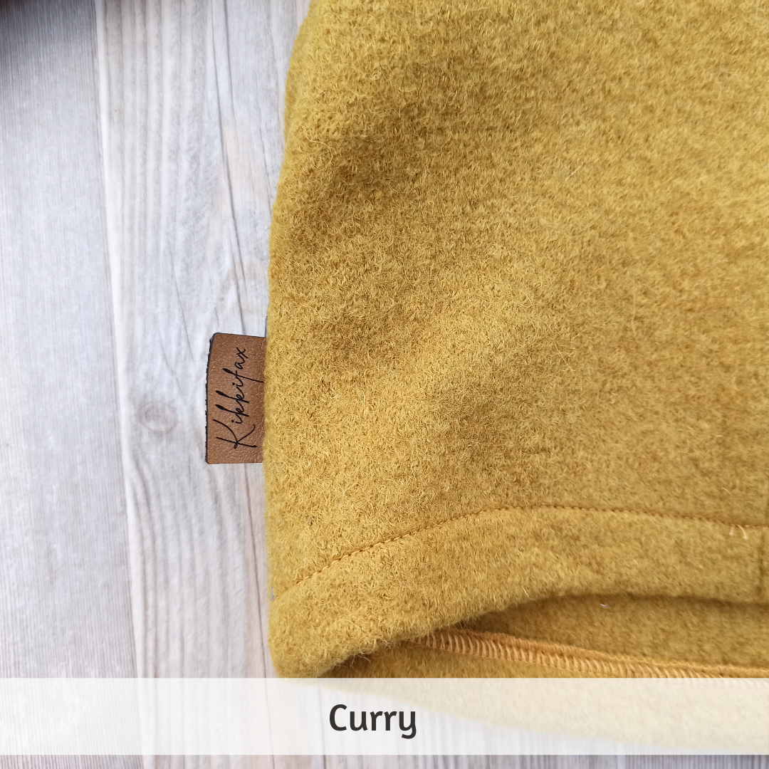 Wollwalkjacke von Kikkifax in der Farbe Curry