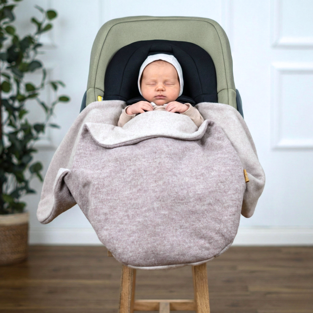 personalisierte Einschlagdecke aus Wollwalk