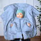Reflektierender Kindersitzponcho – sichtbar & sicher im Auto - grau