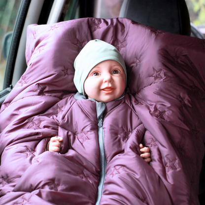 Kind im Kindersitz-Poncho – sicher & warm unterweg - Lila