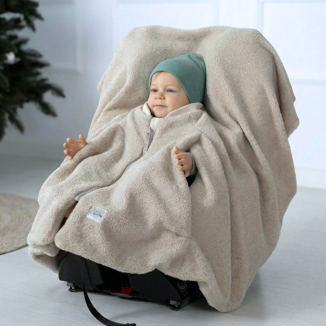 Kindersitzponcho One Size Teddy Beige – innen flauschig und außen flauschig 💛