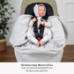 Einschlagdecke mit 5-Punkt-Gurt – geöffnet, Baby sicher angeschnallt