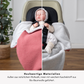 Einschlagdecke mit 5-Punkt-Gurt – geöffnet, Baby sicher angeschnallt