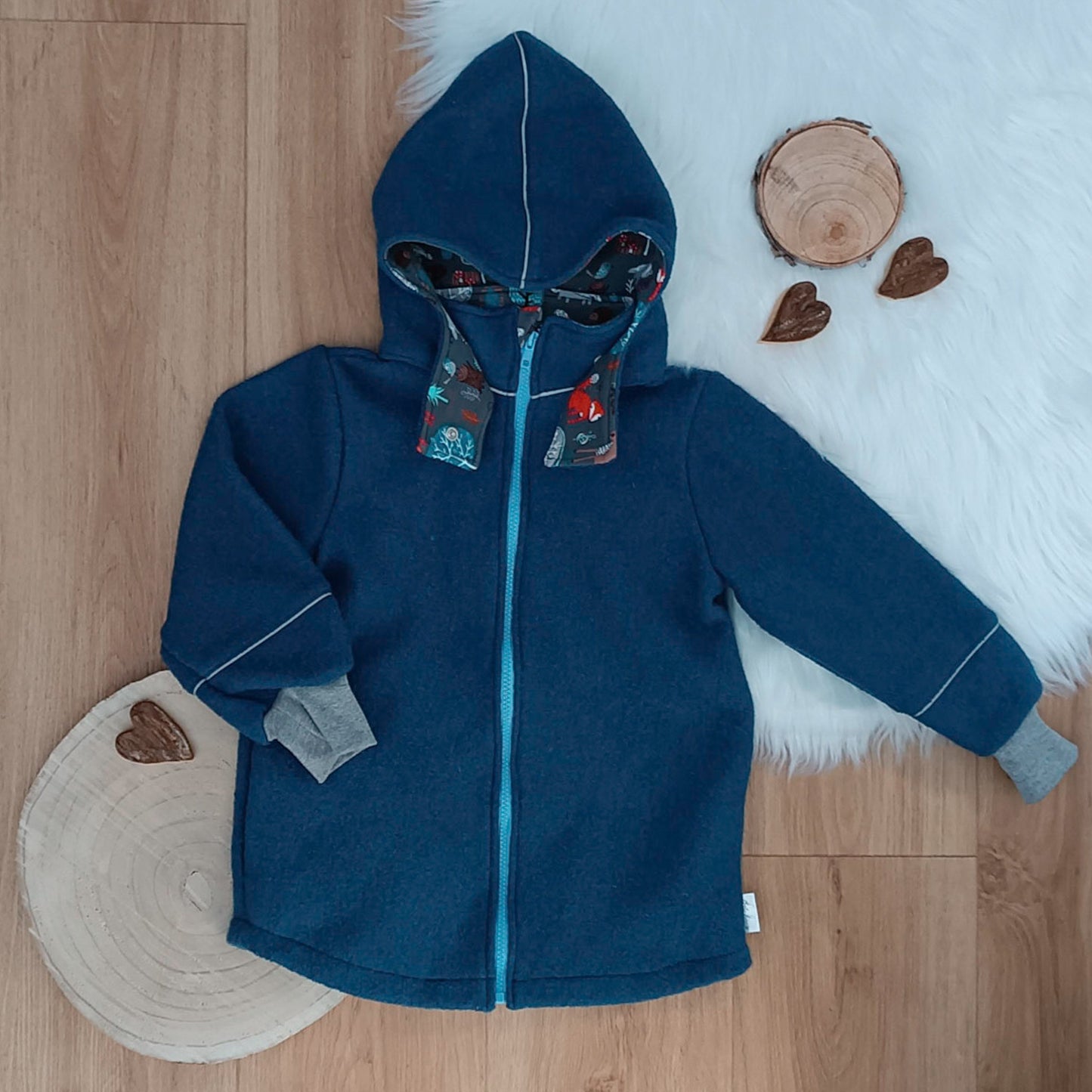 Überraschungs-Jacke aus Wollwalk – weil jedes Kind seine eigene Farbe trägt!